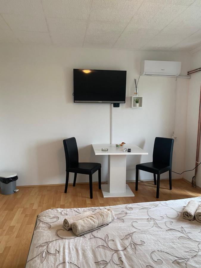 Apartmani Petra Novi Sad Luaran gambar